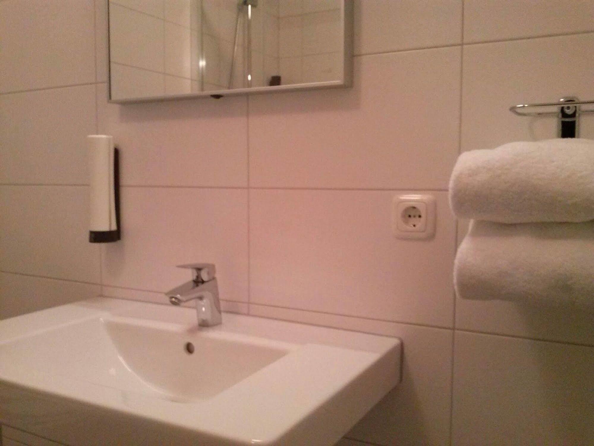 Hotel Courage Nijmegen Kültér fotó